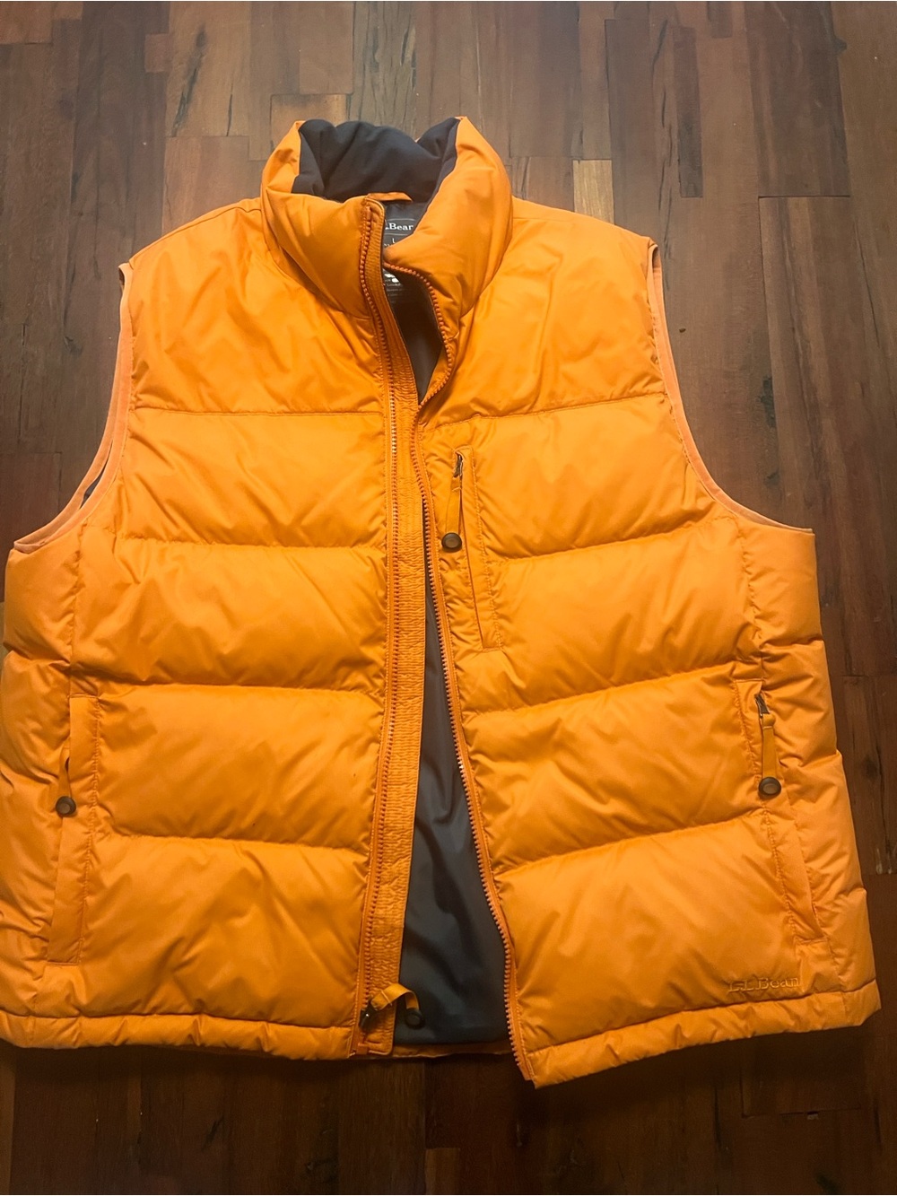 L.L. Bean Men’s Mountain Classic Down Vest Size L like new orange puffer vest